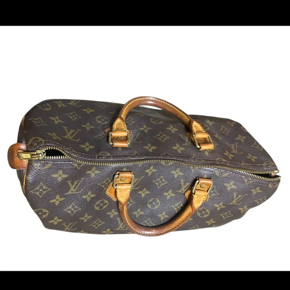 Authentic Vintage Louis Vuitton Monogram Canvas Speedy 35 Handbag -